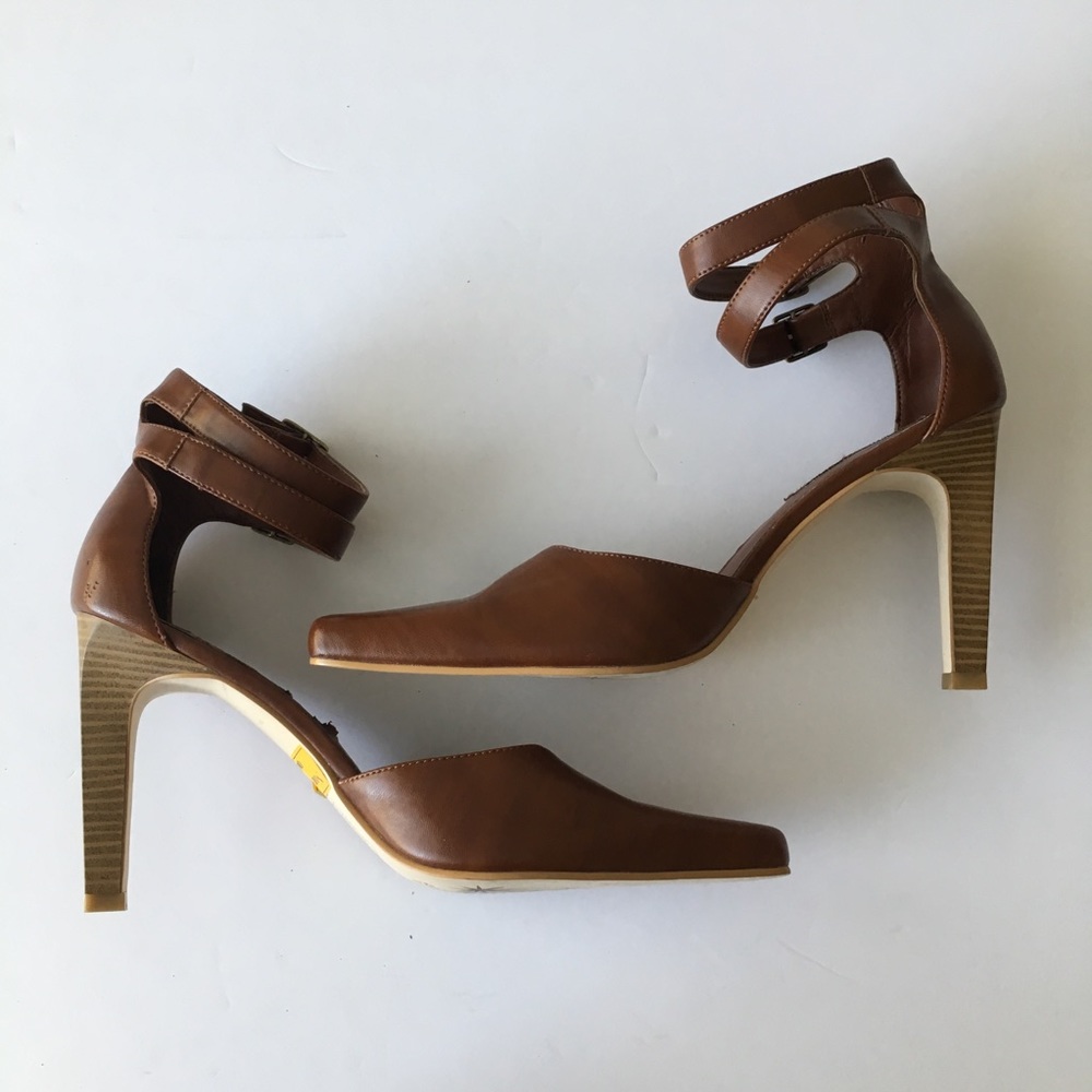 Sketchers|brown heels| Size:10